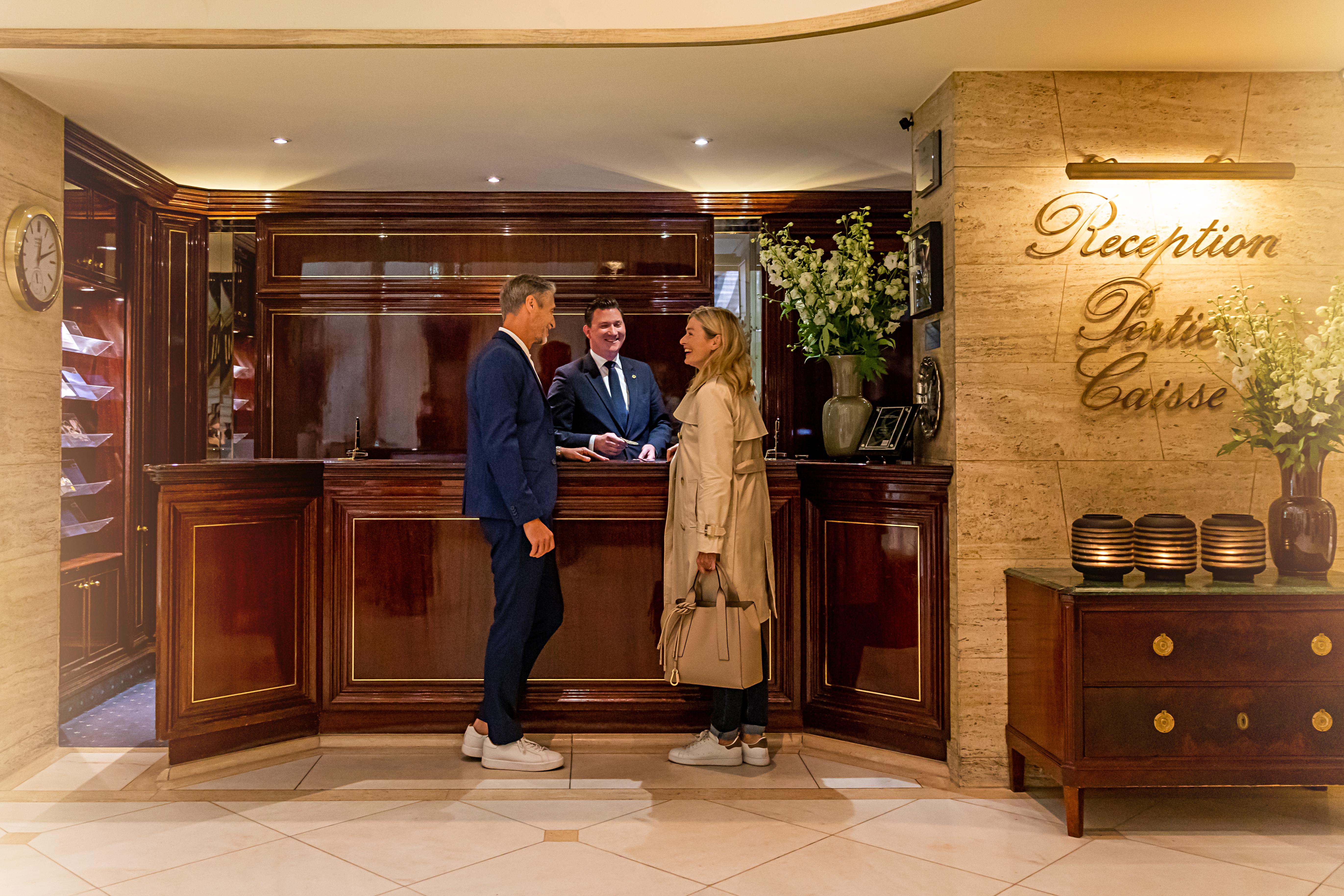 Excelsior Hotel Ernst Am Dom Köln Ngoại thất bức ảnh Reception